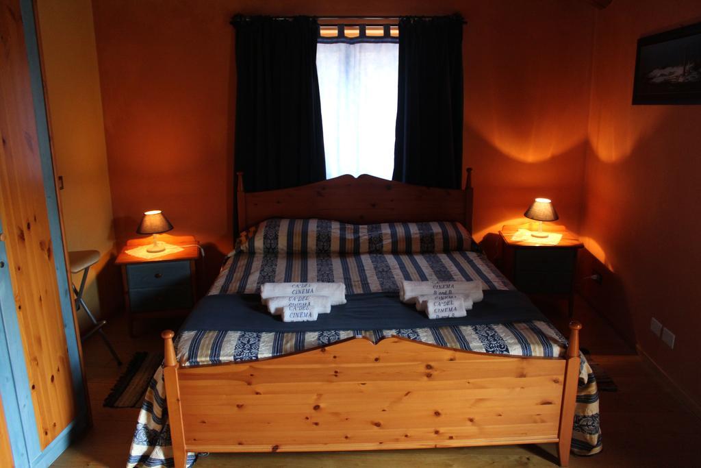 Holiday Home Ca' Del Cinema 몸베르첼리 객실 사진